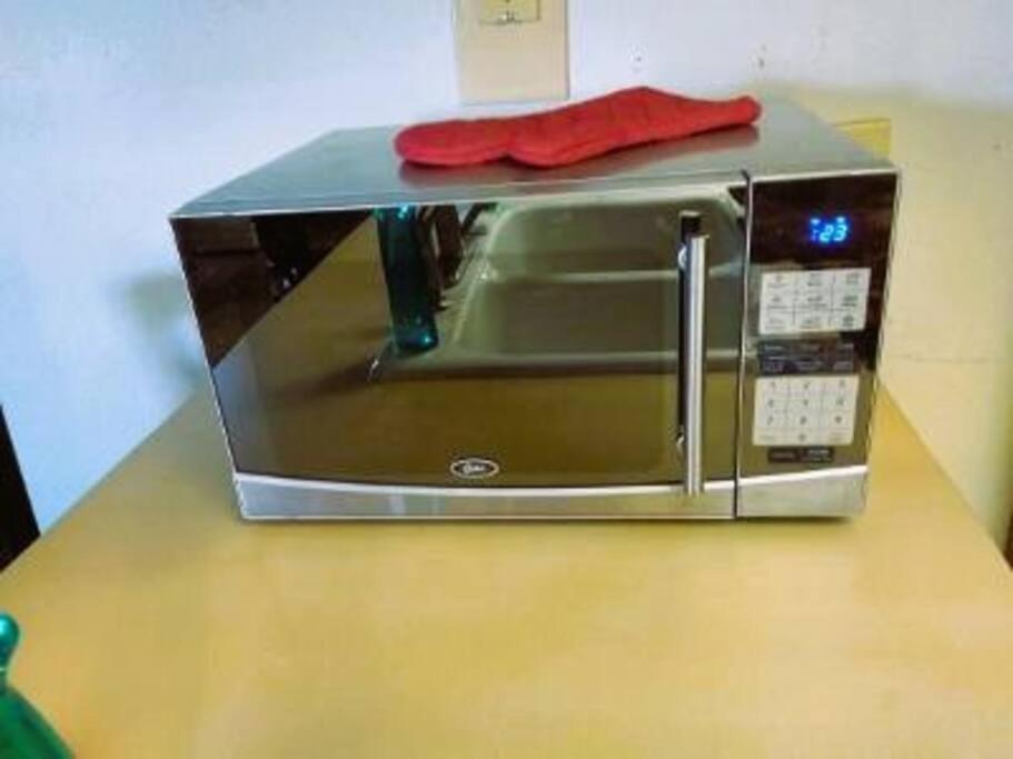 Golden Sunflower'S Apt B Лоутън Екстериор снимка
